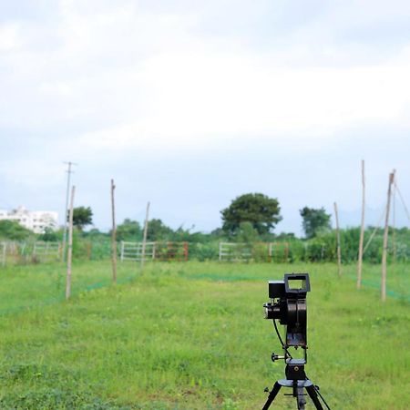 Leena Resort Garudeshwar Exterior foto