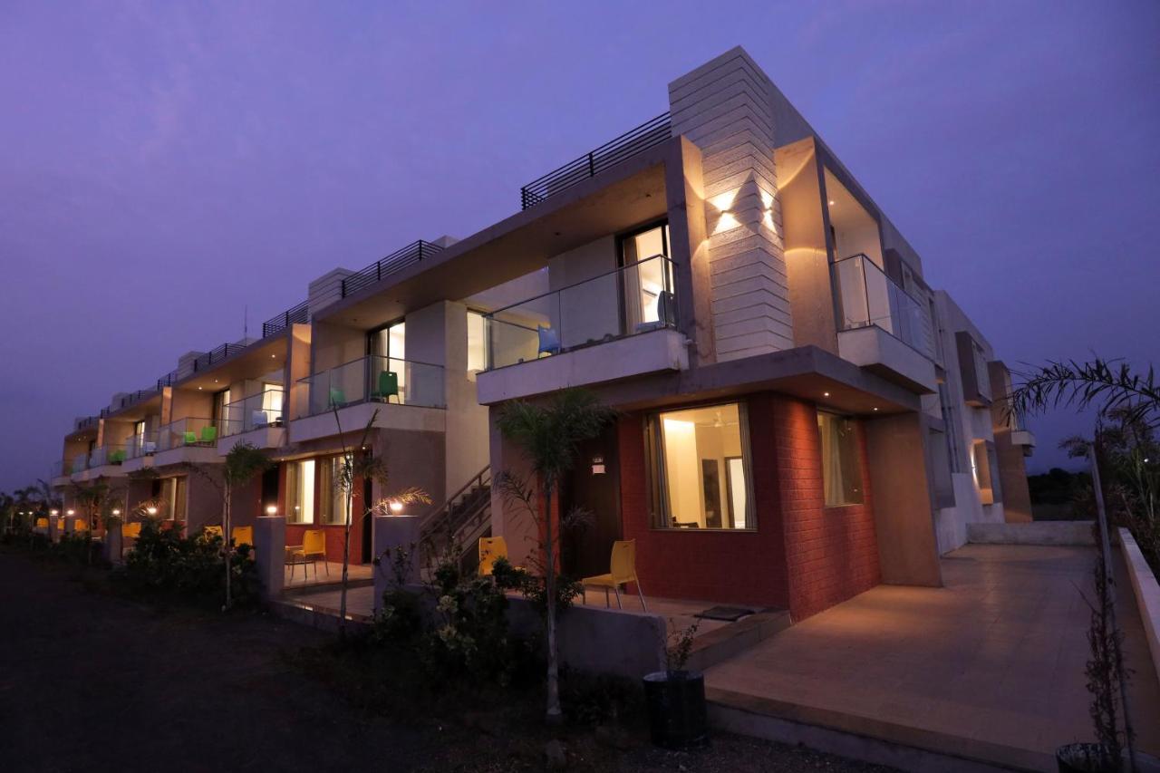 Leena Resort Garudeshwar Exterior foto