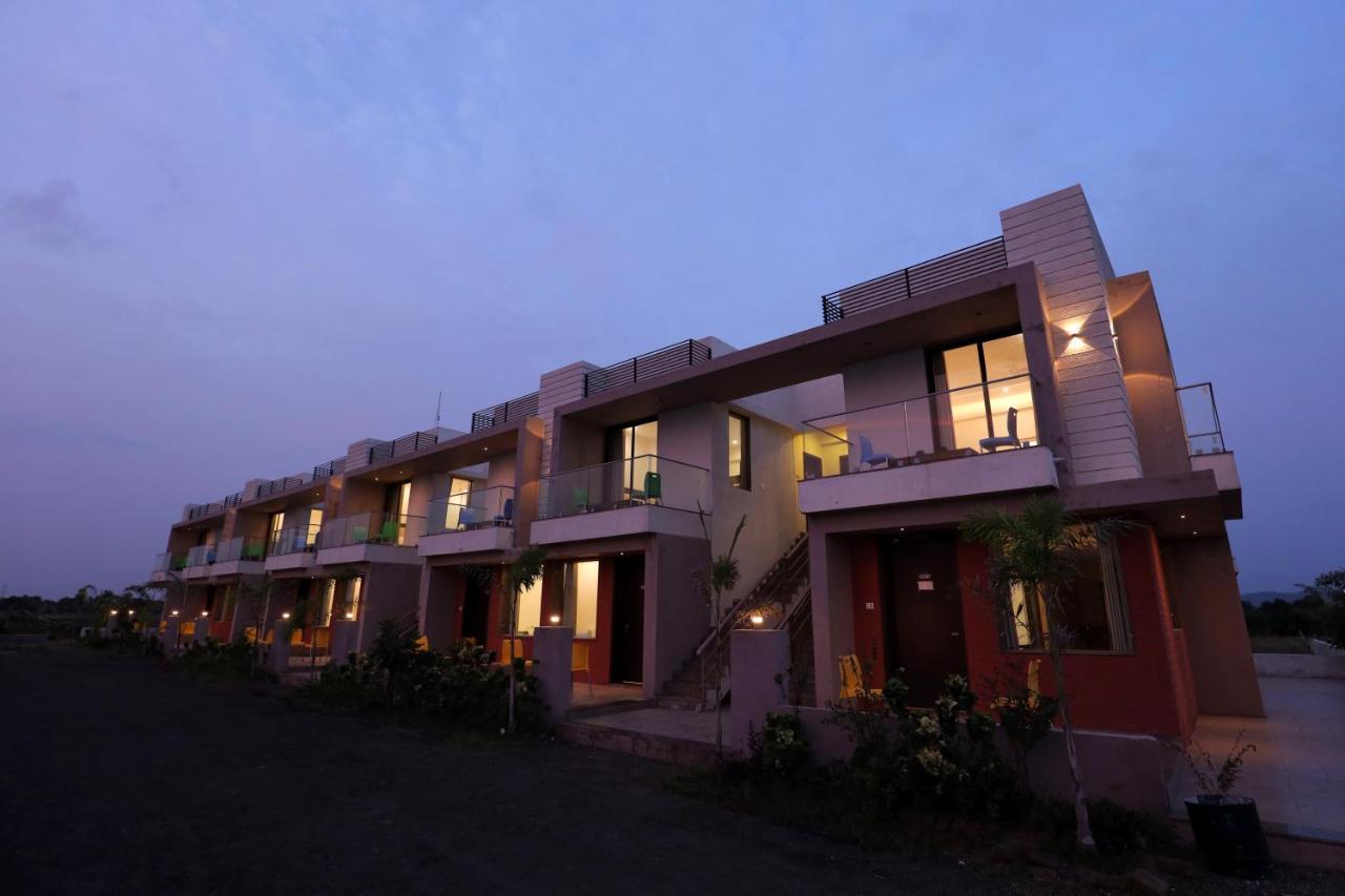 Leena Resort Garudeshwar Exterior foto